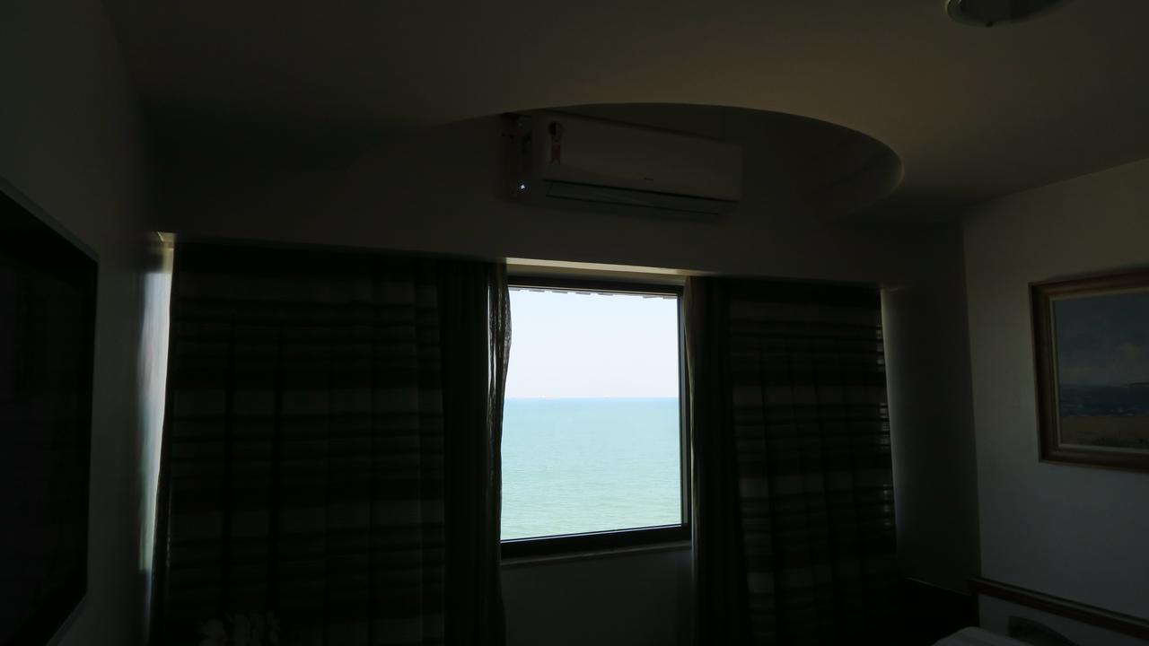 Viva Dias Inesqueciveis No Apartamento Em Frente Ao Mar Praia Da Costa Vila Velha  Exterior foto